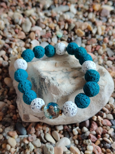 Kamykbijoux.pl – blansoletka, SUP, surf, bransoletka Kamyk Bijoux, biżuteria Kamyk Bijoux, zawieszka z żywicy epoksydowej handmade