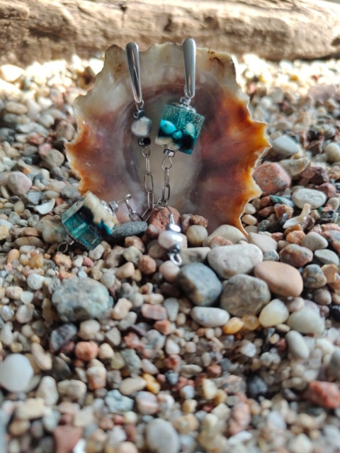 Kamykbijoux.pl – kolczyki Kamyk Bijoux, kolczyki z żywicy epoksydowej, kolczyki handmade, kolczyki ze stali chirurgicznej