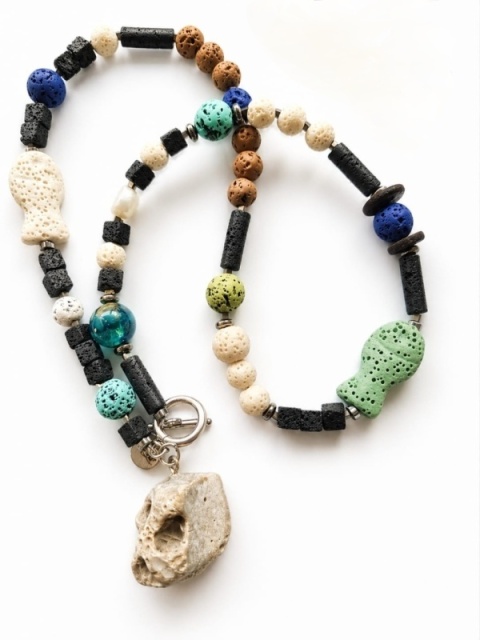 Kamykbijoux.pl – naszyjnik Kamyk Bijoux,wisiorek z żywicy epoksydowej, naszyjnik handmade, naszyjnik ze stali chirurgicznej