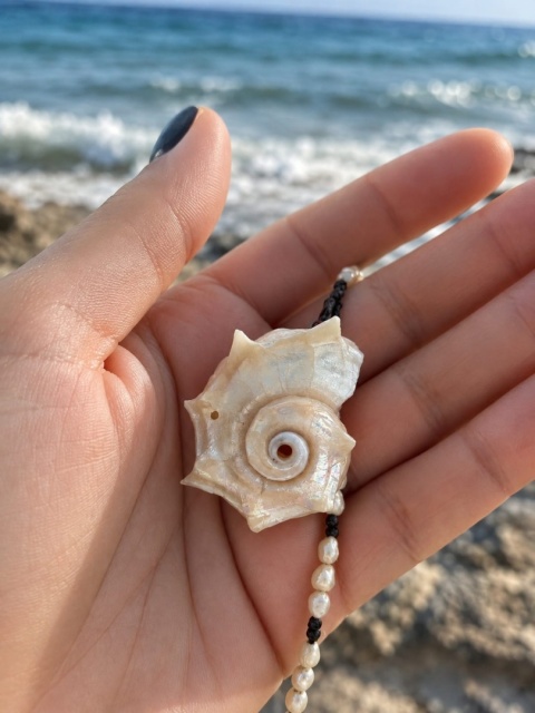 Kamykbijoux.pl – wisior, SUP, surf, naszyjnik Kamyk Bijoux, wisior Kamyk Bijoux, zawieszka z żywicy epoksydowej handmade